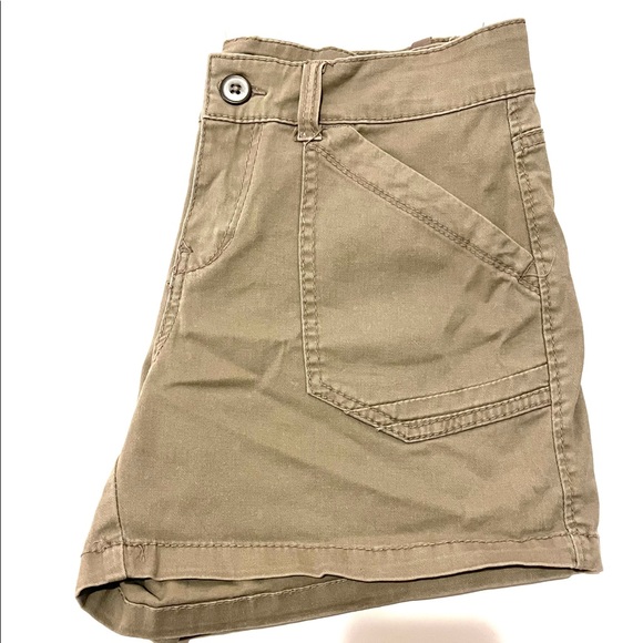 Khaki cargo shorts - Picture 1 of 4
